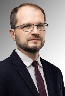 Олег Кузнецов